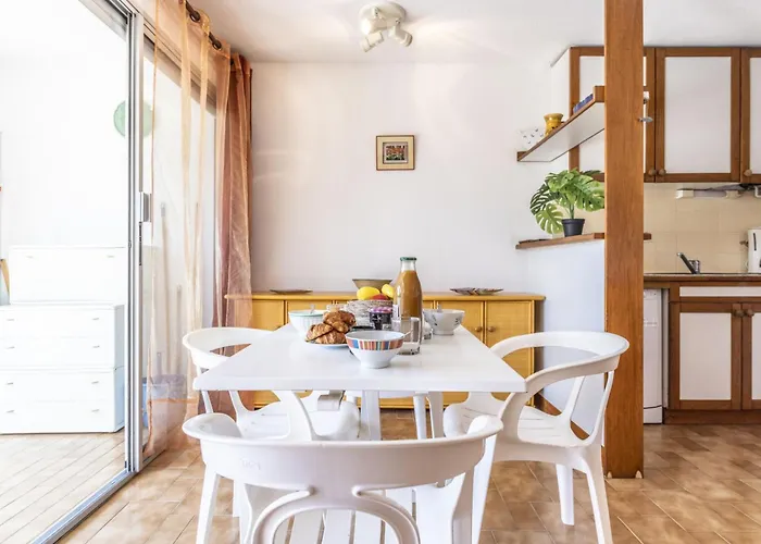 Apartment Les Maisons Sur La Plage-3 By Interhome Agde