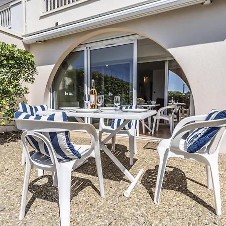 Les Maisons Sur La Plage-3 By Interhome